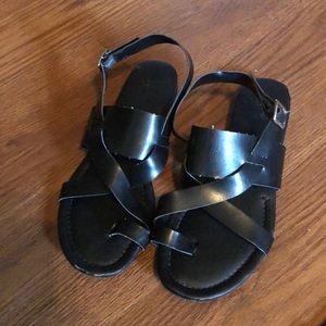 Vera Wang Sandals